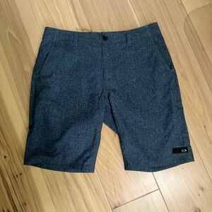 Men’s Oakley Shorts - Size 32